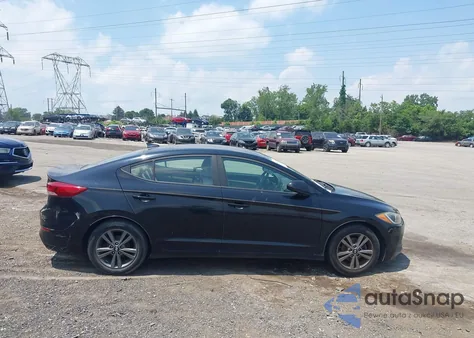 2017 Hyundai Elantra Se z USA, uszkodzony, nr VIN KMHD84LF7HU076817